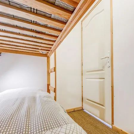 Peaceful With Garden, Cleaning Included 度假居 Brainville